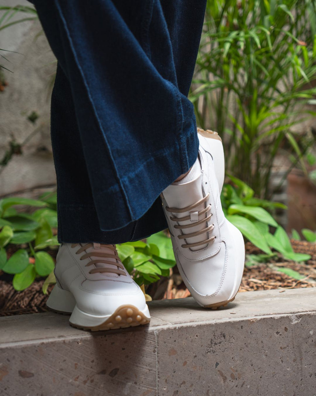Tenis Casual de Mujer 35000 Piel Blanco