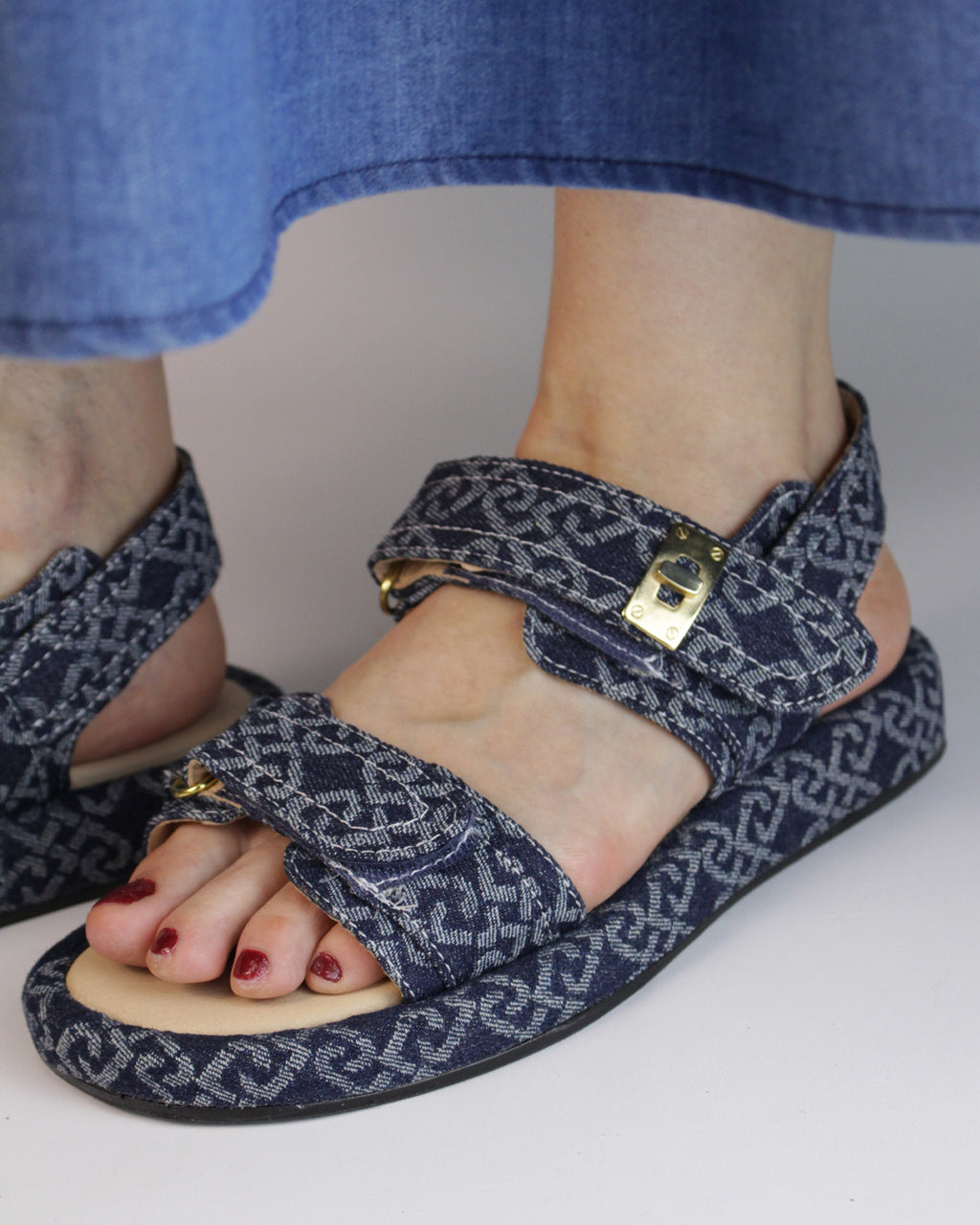 Sandalia  Mujer 4826 Davina Azul con Velcro