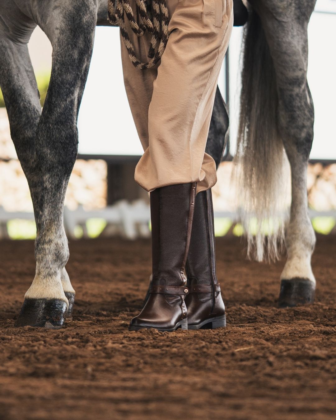 Bota ecuestre Mujer 73715 Piel Brandy con cierre lateral
