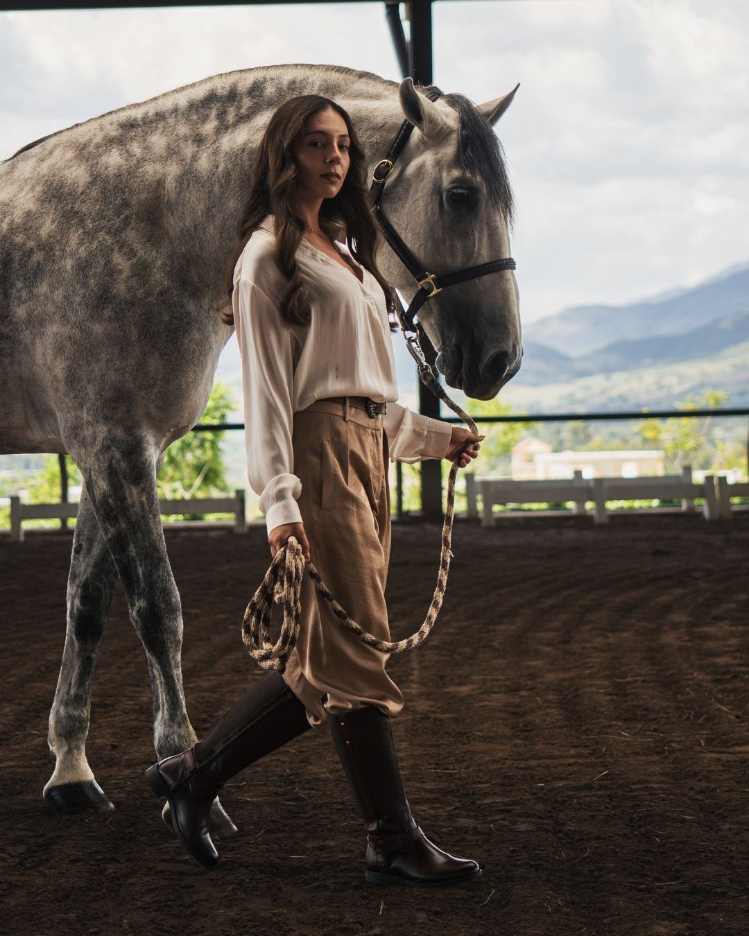 Bota ecuestre Mujer 73715 Piel Brandy con cierre lateral