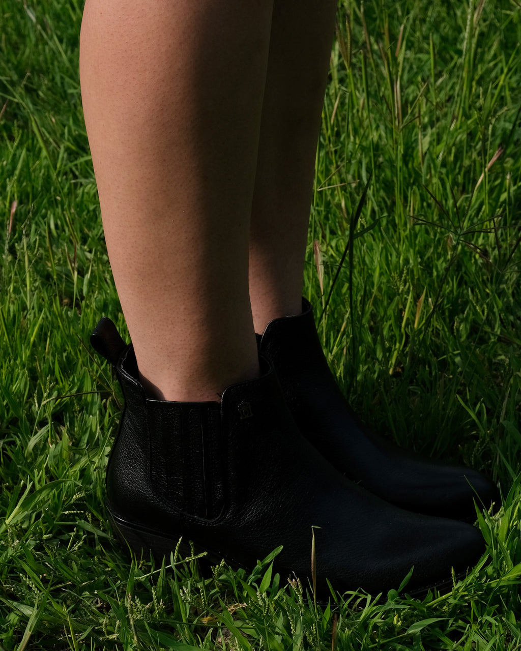 Bota Vaquera de Mujer Dama 96000 Davina Piel Negro