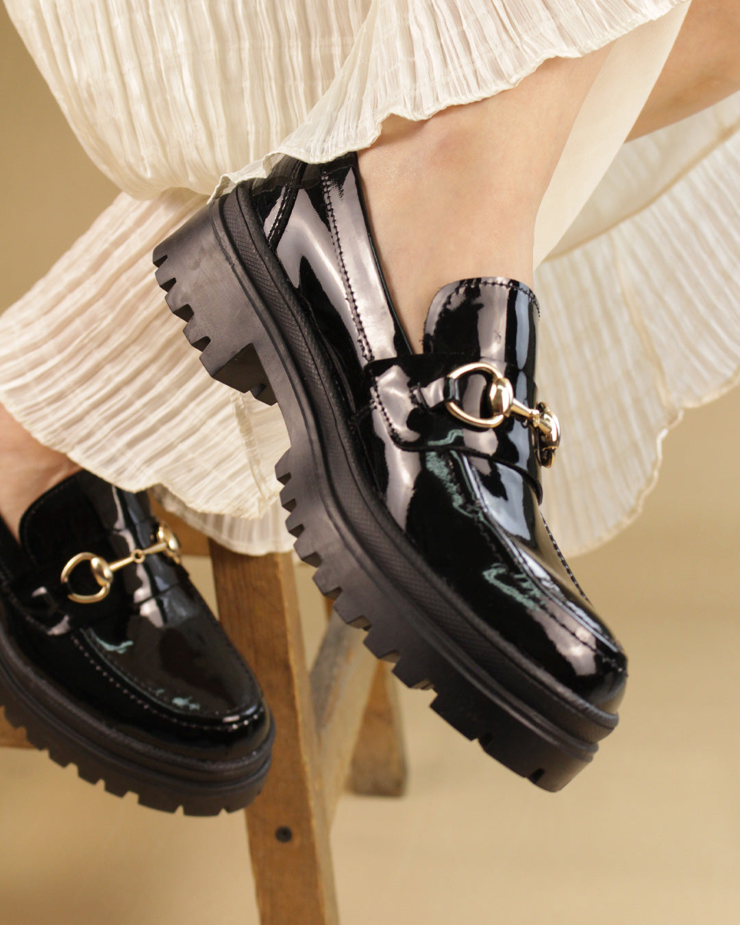 Mocasín 9981 Davina Piel Charol Negro
